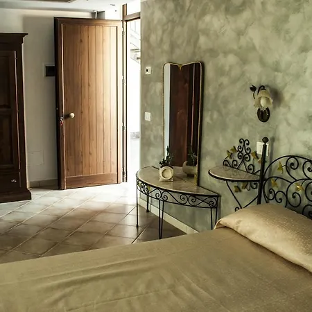 Bed & Breakfast L'eremo 4*